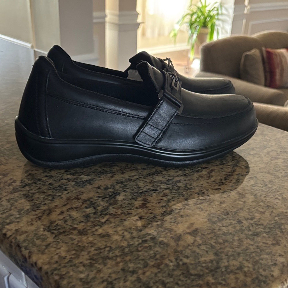 Classic Black Women's Loafers